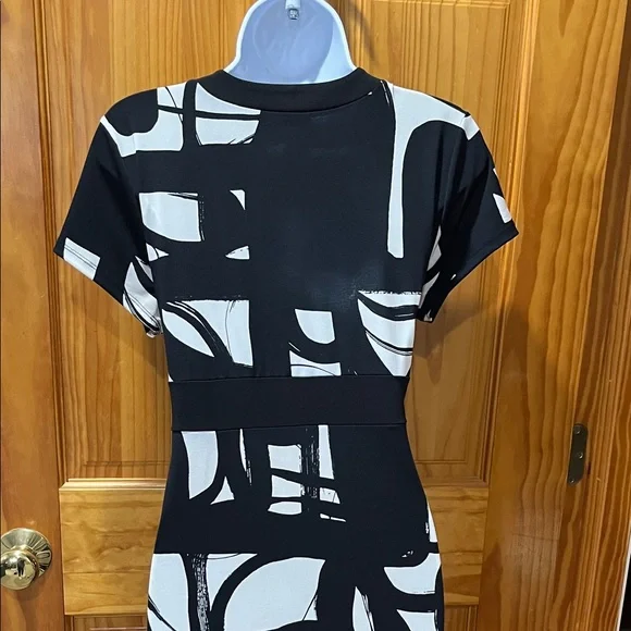 Axcess Black and White Dress - Picture 6 of 11